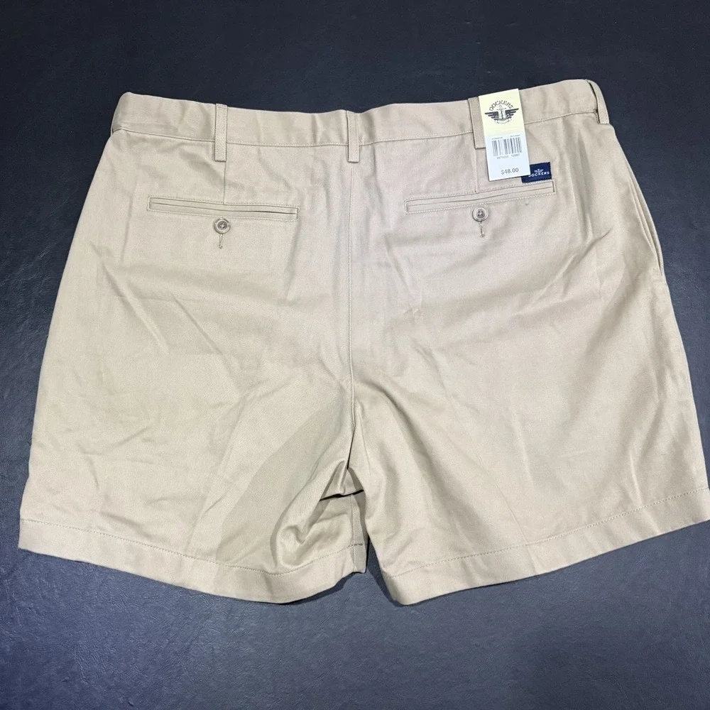 Dockers Chino Shorts Men's Size 38 Khaki Outdoors Casual‎ Beach NWT